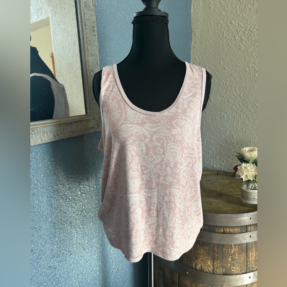 Lucky Brand Light Pink Paisley Tank Top